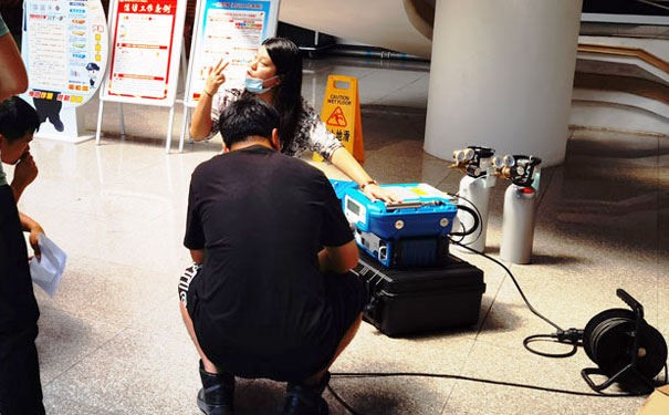 溫嶺市環(huán)境監(jiān)測站PF-300非甲烷總烴分析儀交付現場